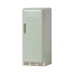 maileg-miniature-fridge-mint- (1)