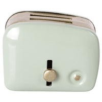 maileg-miniature-toaster-&-bread-mint- (2)