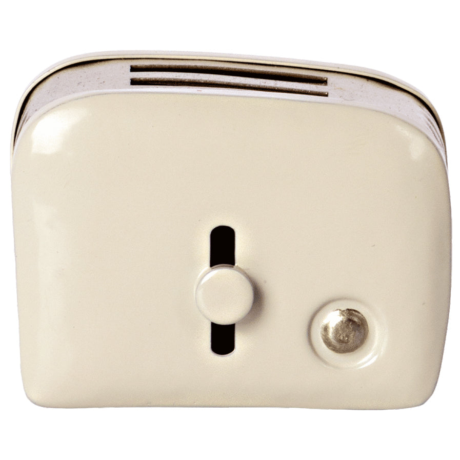 maileg-miniature-toaster-&-bread-off-white- (1)