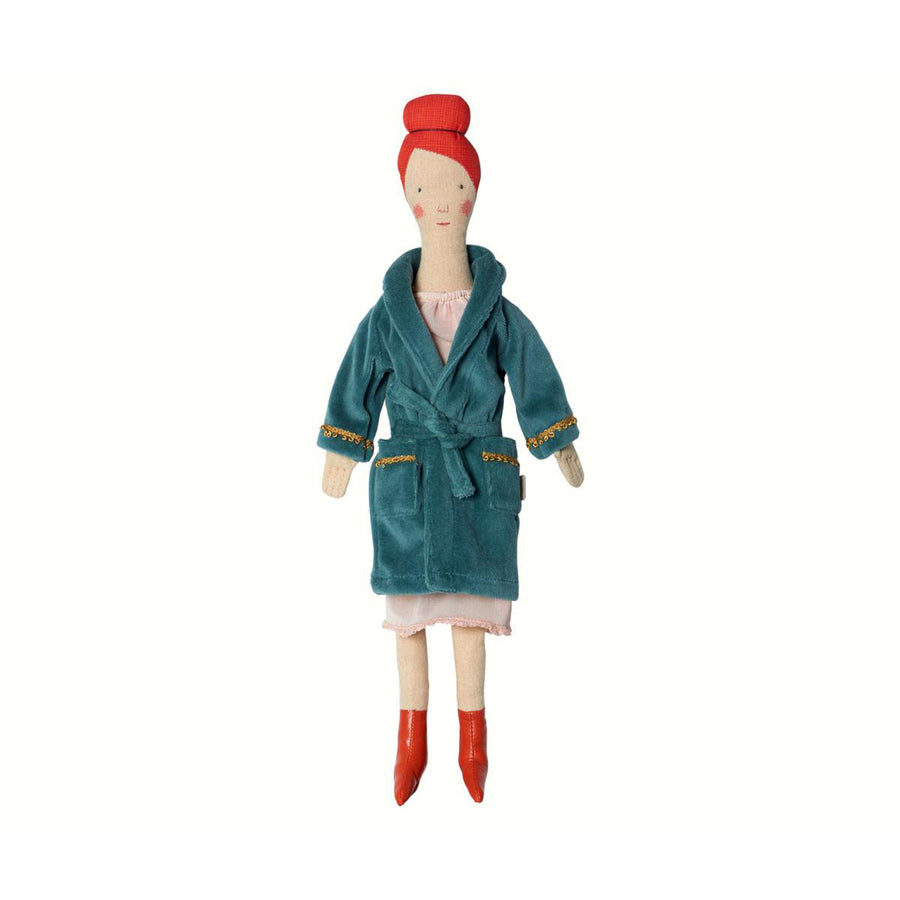 maileg-mum-nightdress-and-bathrobe-02