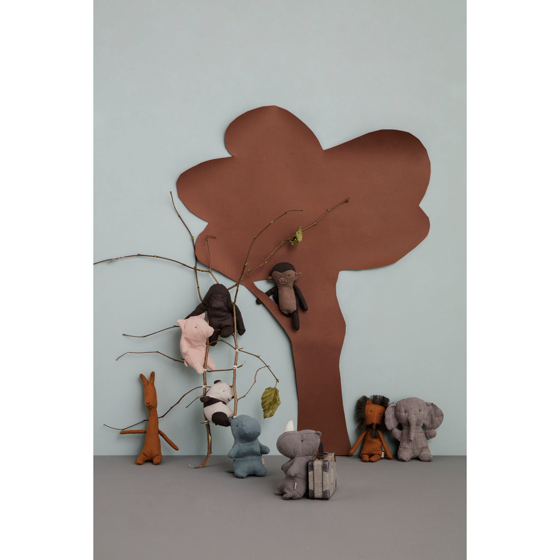 maileg-noahs-friends-panda-rattle-03