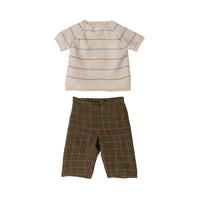 maileg-rabbit-size-5-pants-and-knitted-sweater-mail-16252000- (2)