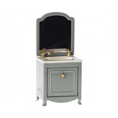 maileg-sink-dresser-w-mirror-mouse-dark-mint-mail-11211701- (1)