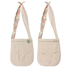maileg-sleepy-cross-body-bunny-bag-01