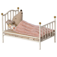 maileg-vintage-bed-mouse-off-white- (4)
