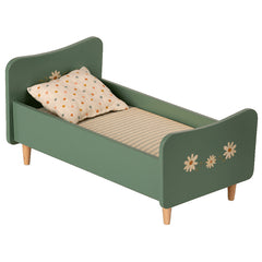 maileg-wooden-bed-mini-mint-blue- (1)