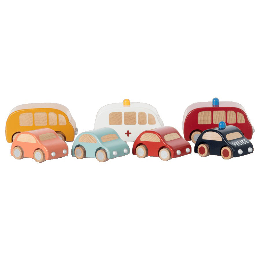 maileg-wooden-firetruck-mail-12100300- (4)