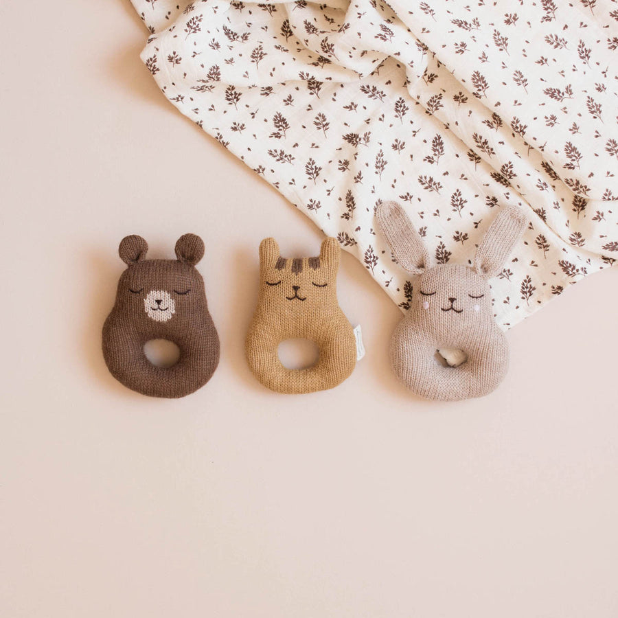 main-sauvage-rattle-teddy-main-rttednut- (3)