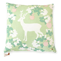 majvillan-cushion-cover-apple-garden-green- (1)