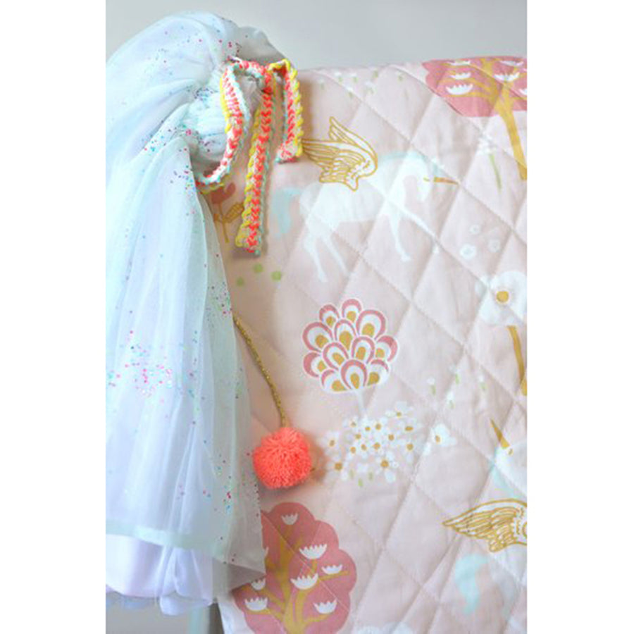 majvillan-quilted-blanket-children-true-unicorns-pink- (3)