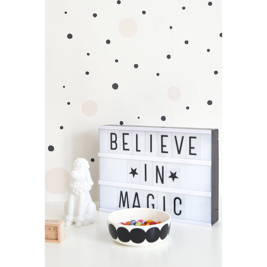 majvillan-wallpaper-confetti-black- (2)