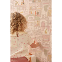 majvillan-wallpaper-dollhouse-sunny-pink-majv-147-03- (4)