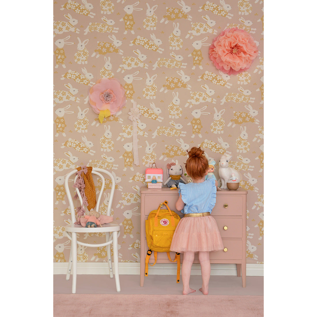 majvillan-wallpaper-garden-party-dusty-blush-pink-majv-139-02- (9)