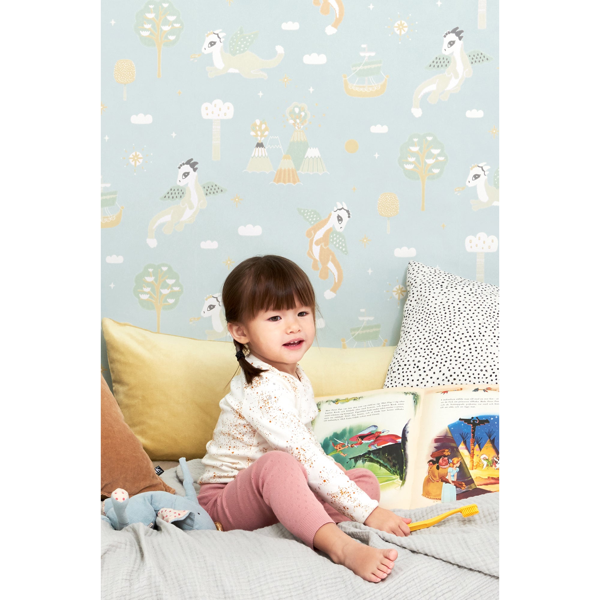 majvillan-wallpaper-magical-adventure-dusty-blue- (8)