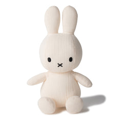 miffy-sitting-mousseline-cream-23cm-miff-24182313- (1)