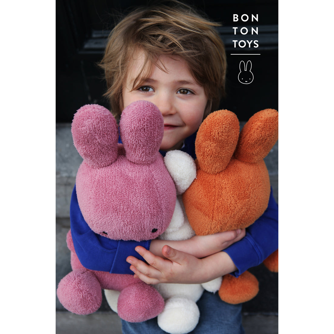 miffy-sitting-terry-raspberry-pink-23cm-miff-24182333- (4)