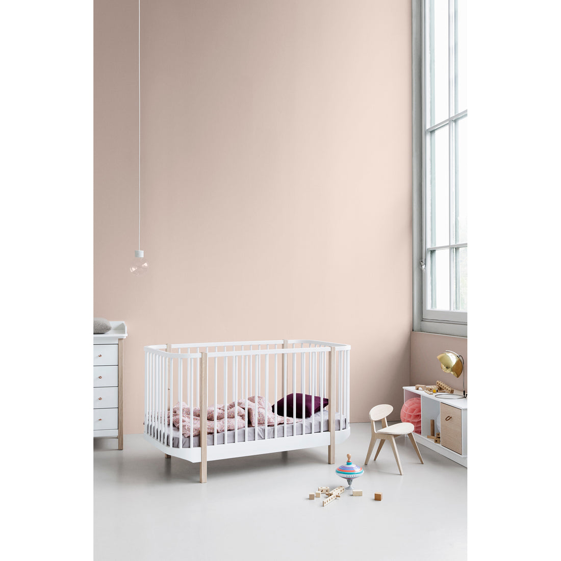 Oliver Furniture Wood Cot White/Oak