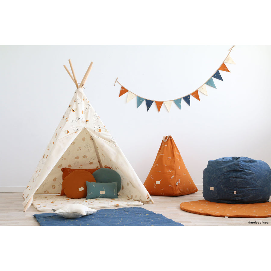 nobodinoz-bean-bag-balloon-gold-stella-night-blue- (3)