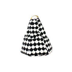 nobodinoz-beanbag-marrakech-black-scales- (1)