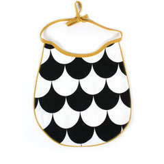 nobodinoz-bib-cotton-black-scales- (1)