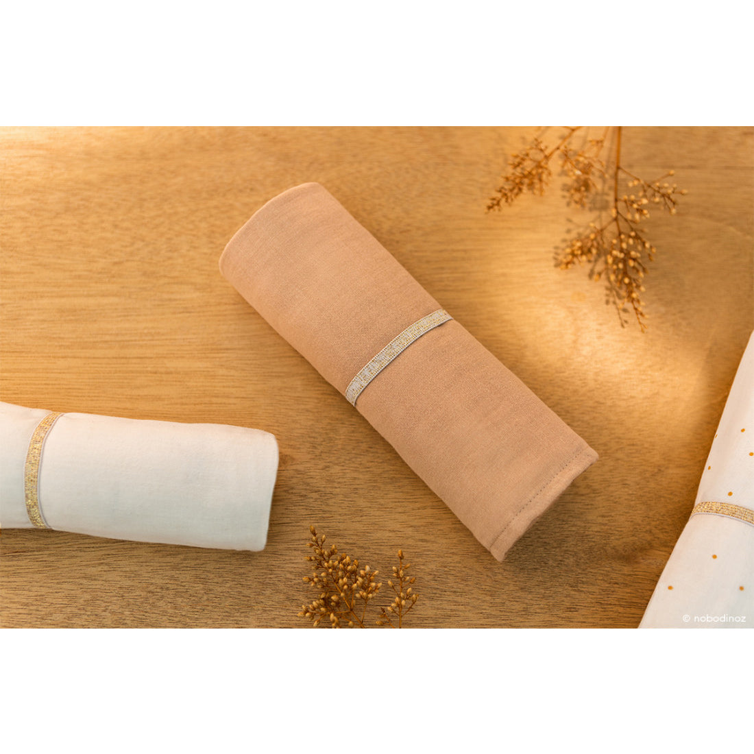 nobodinoz-butterfly-swaddle-nude- (4)