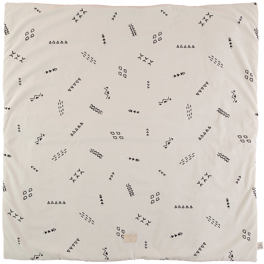 nobodinoz-colorado-square-playmat-black-secrets-natural- (1)