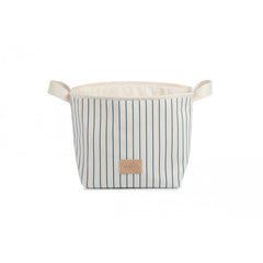 nobodinoz-django-toy-basket-blue-thin-stripes-natural-nobo-4922373- (1)