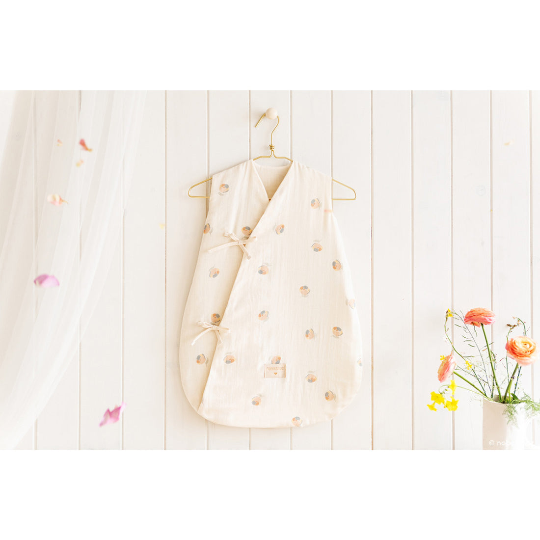 nobodinoz-dreamy-summer-sleeping-bag-blossom- (5)