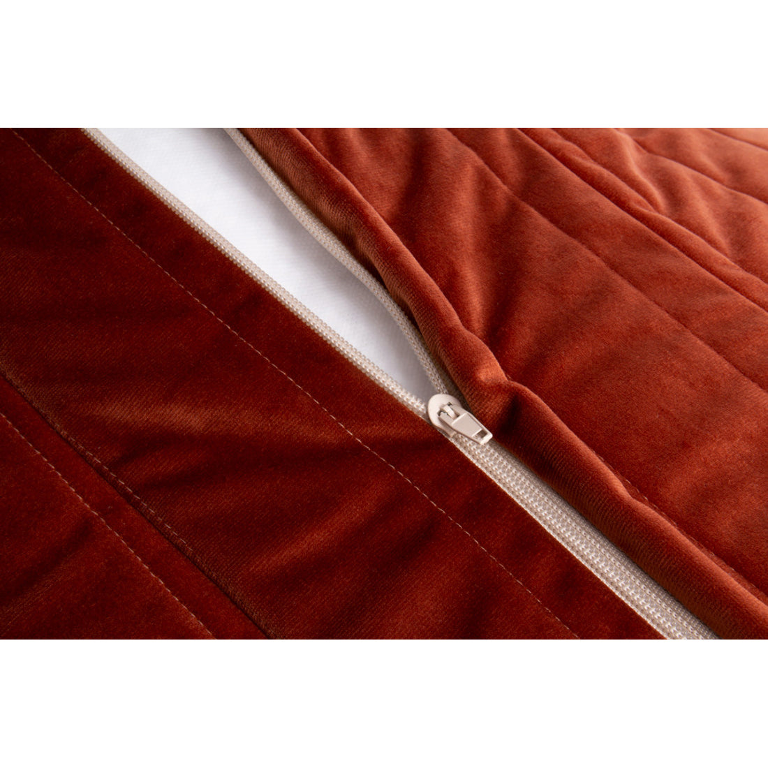 nobodinoz-essaouira-velvet-beanbag-wild-brown- (3)