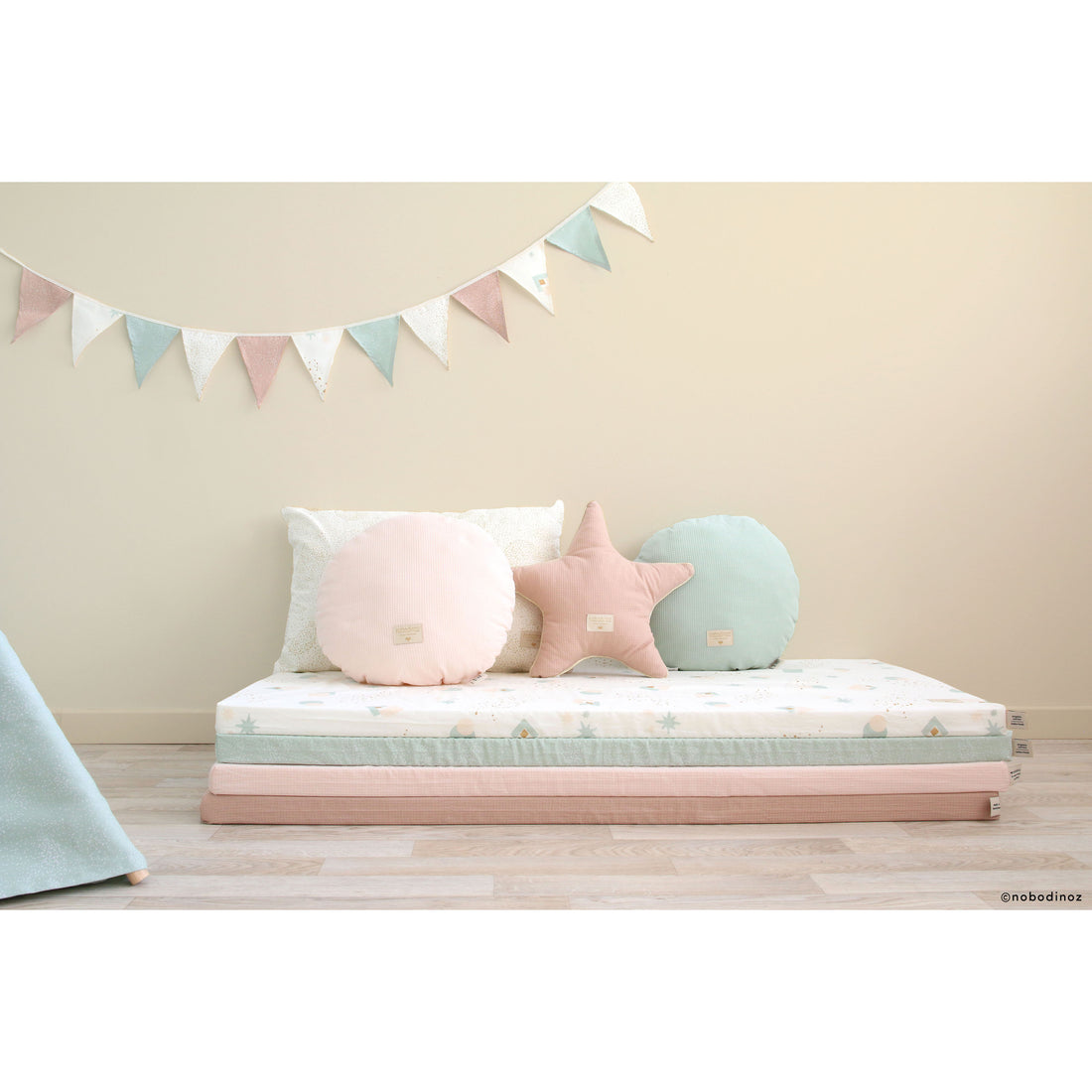 nobodinoz-fitted-sheet-alhambra-provence-green- (3)
