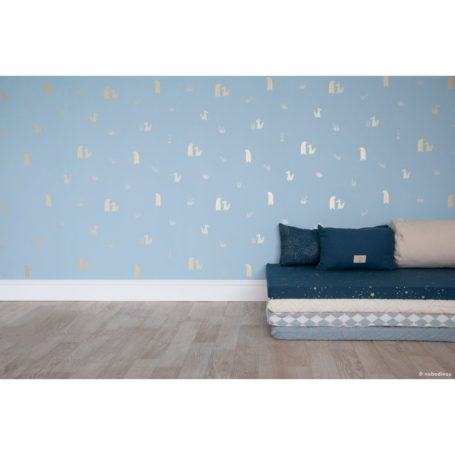 nobodinoz-hardy-long-cushion-gold-stella-night-blue- (2)