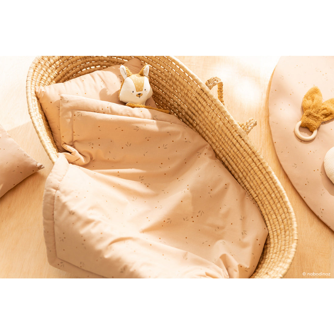 nobodinoz-laponia-blanket-small-willow-dune- (7)