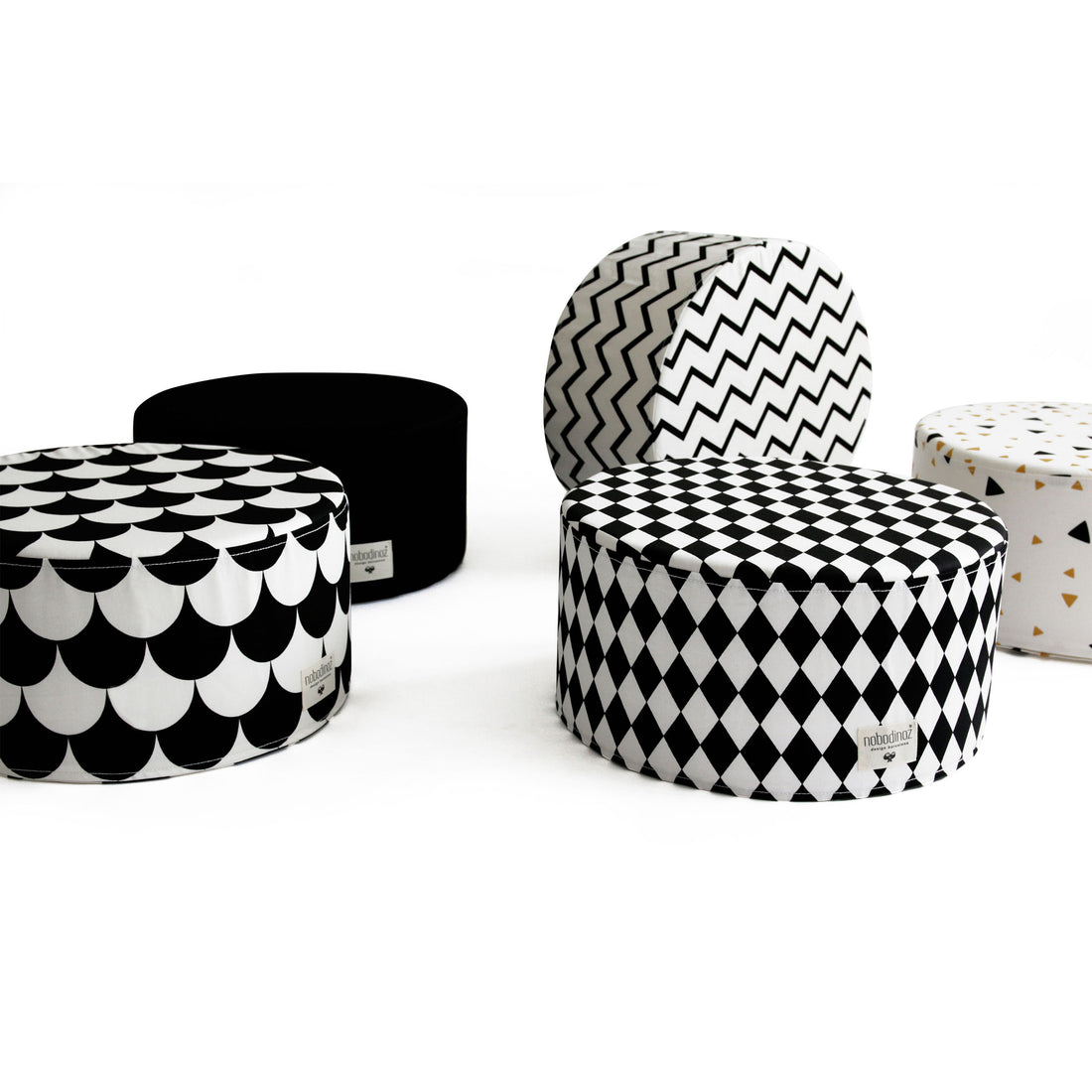 nobodinoz-little-puf-soho-zigzag-black- (4)