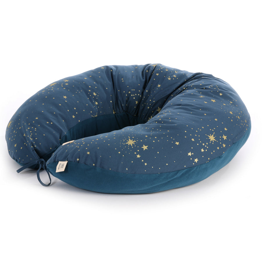 nobodinoz-maternity-pillow-luna-gold-stella-night-blue- (1)