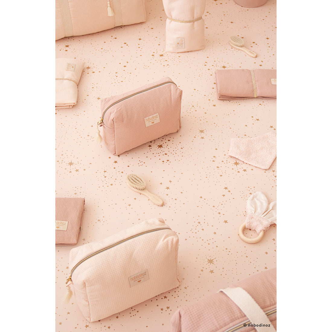 nobodinoz-mozart-waterproof-changing-pad-dream-pink- (3)