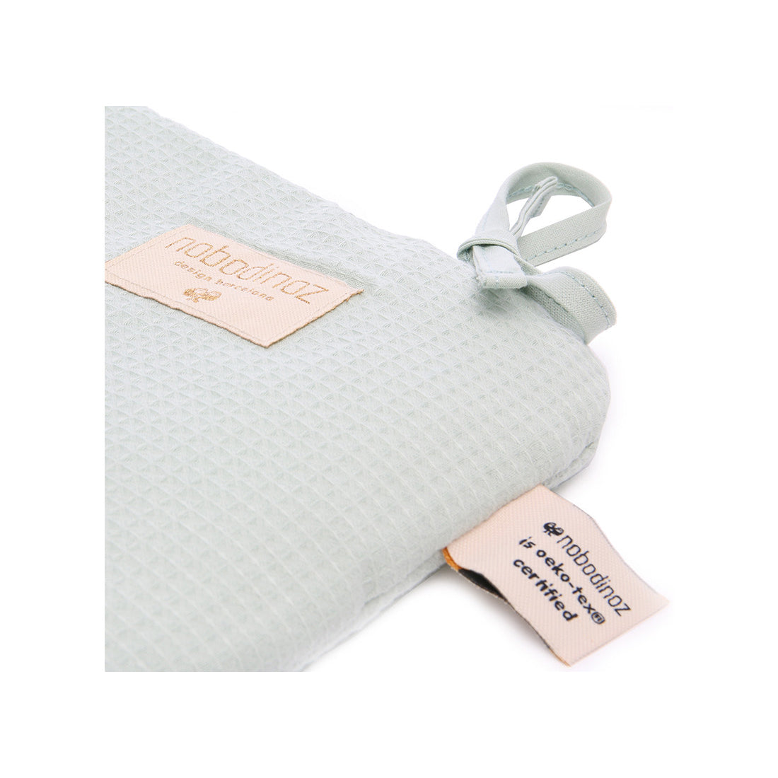 nobodinoz-nest-cot-bumper-honey-comb-aqua- (2)