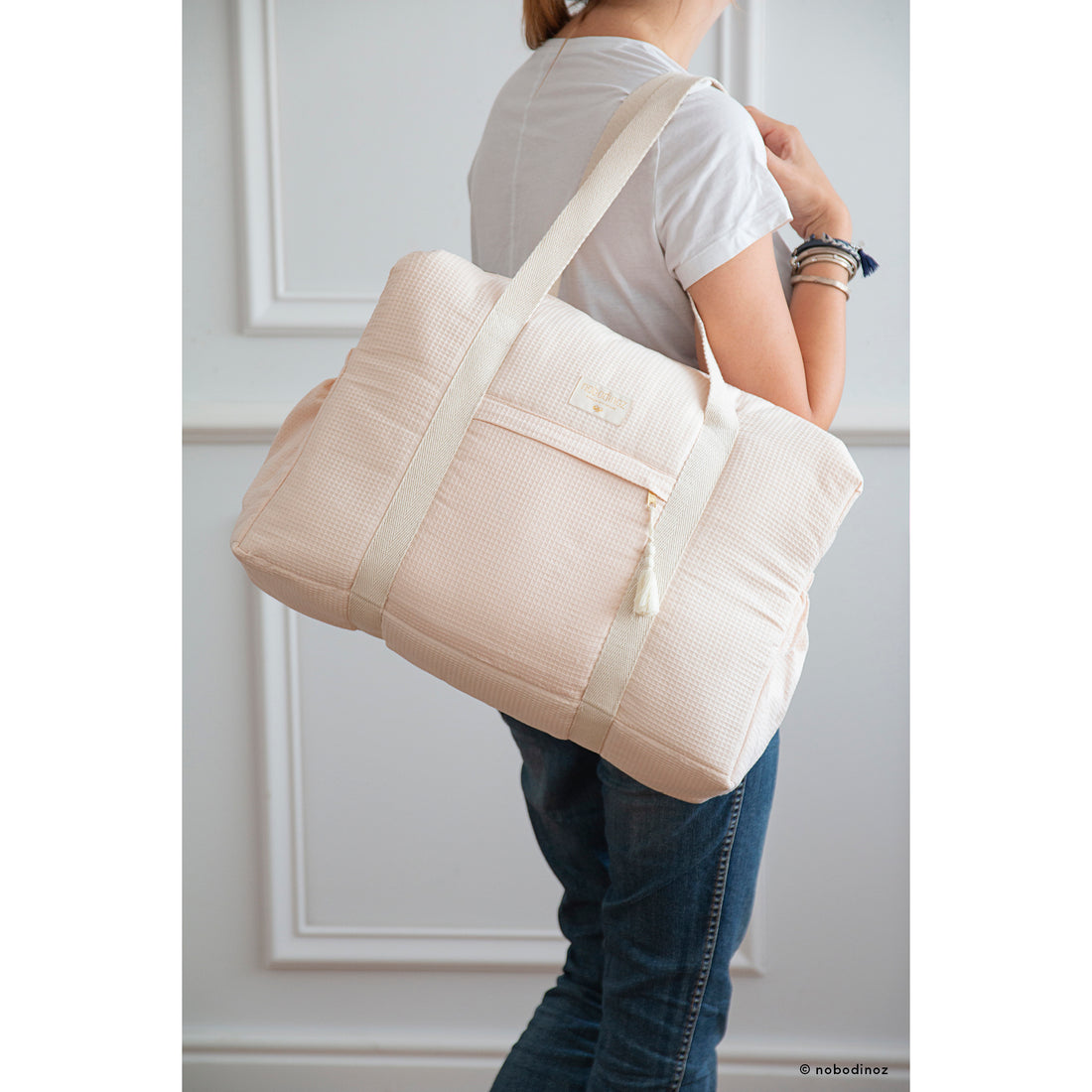 nobodinoz-paris-maternity-bag-white-bubble-aqua- (13)