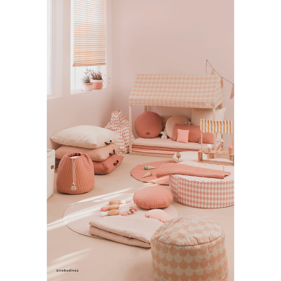 nobodinoz-pouffe-marrakech-pink-diamonds (7)