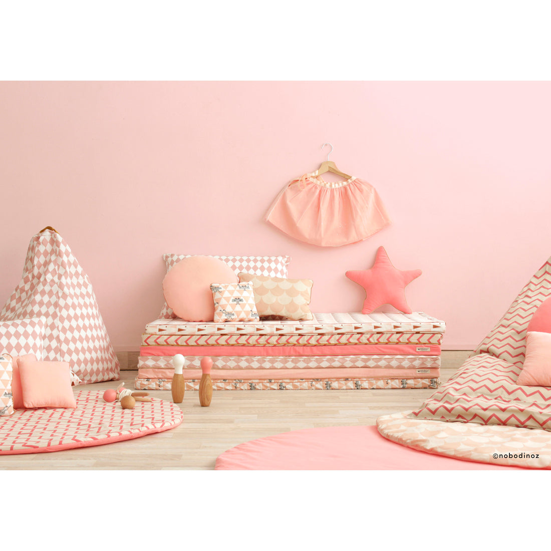 nobodinoz-pouffe-marrakech-pink-diamonds (6)