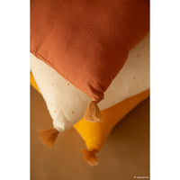 nobodinoz-sublim-cushion-farniente-yellow- (3)