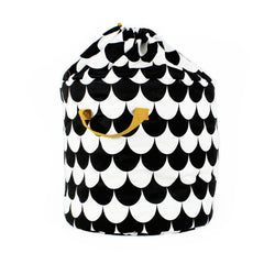 nobodinoz-toy-bag-large-black-scales-01