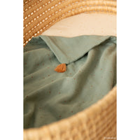 nobodinoz-treasure-summer-blanket-toffee-sweet-dots-eden-green- (6)