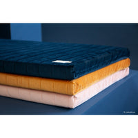 nobodinoz-zanzibar-velvet-mattress-night-blue- (3)