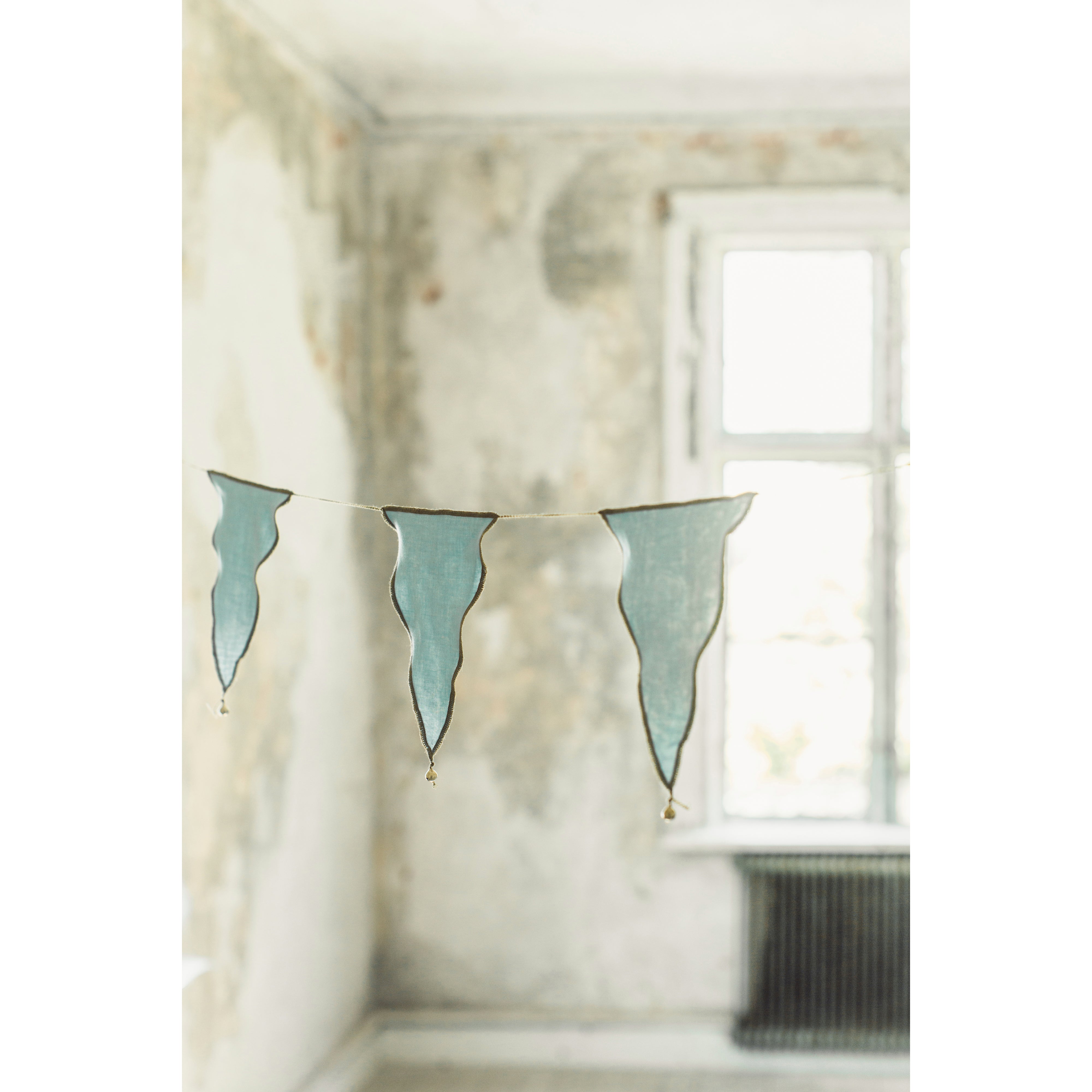 numero-74-bunting-garland-sweet-blue-no74-0108486- (2)