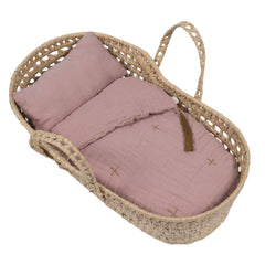 numero-74-doll-basket-with-bed-linen-dusty-pink- (1)