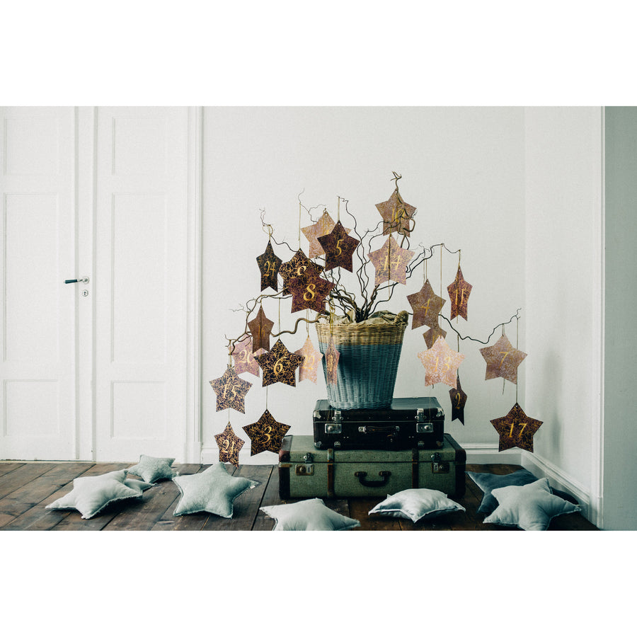 numero-74-star-cushion-pastel-ice-blue- (3)