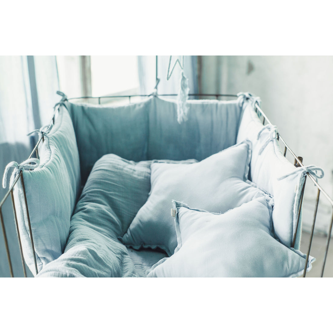 numero-74-star-cushion-sweet-blue- (3)