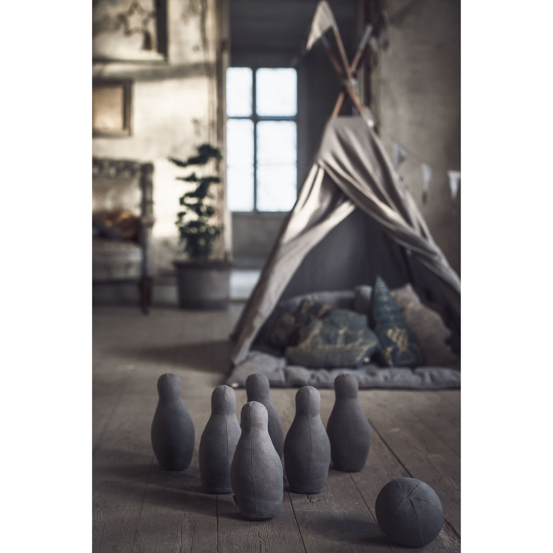 numero-74-tractor-cushion-dark-grey- (5)