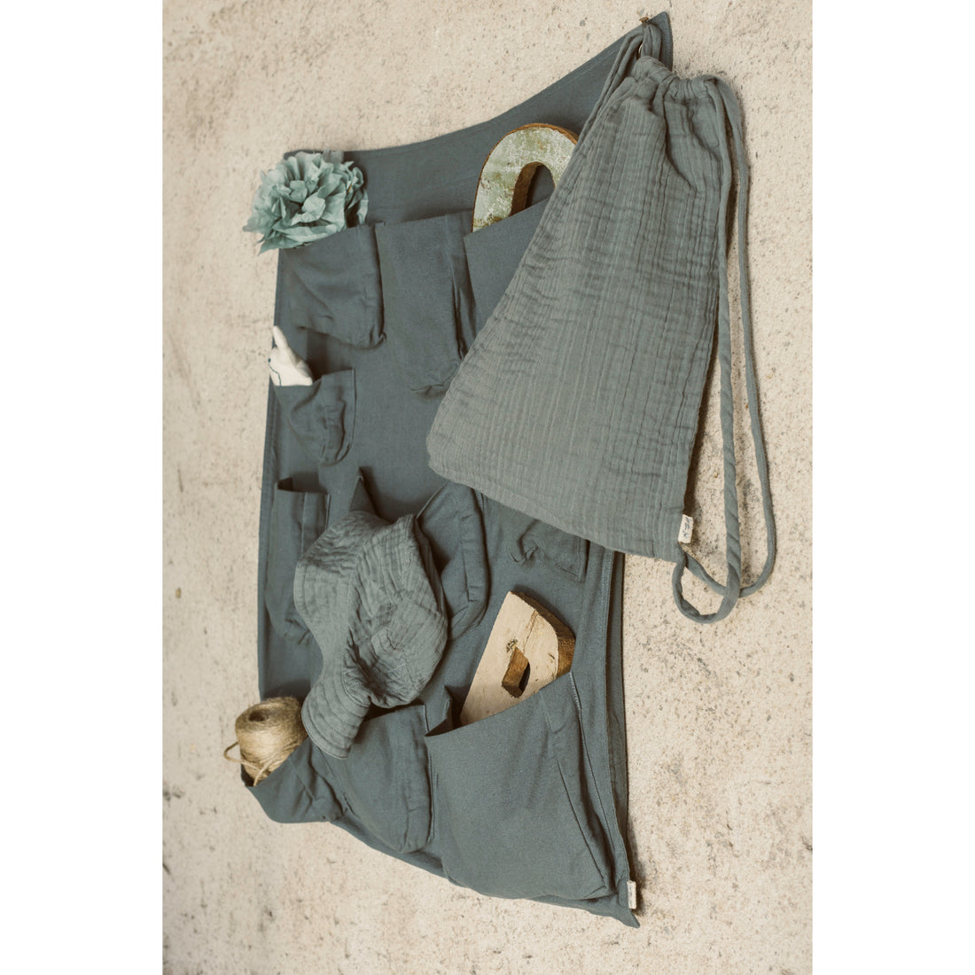 numero-74-wall-pocket-stone-grey- (2)