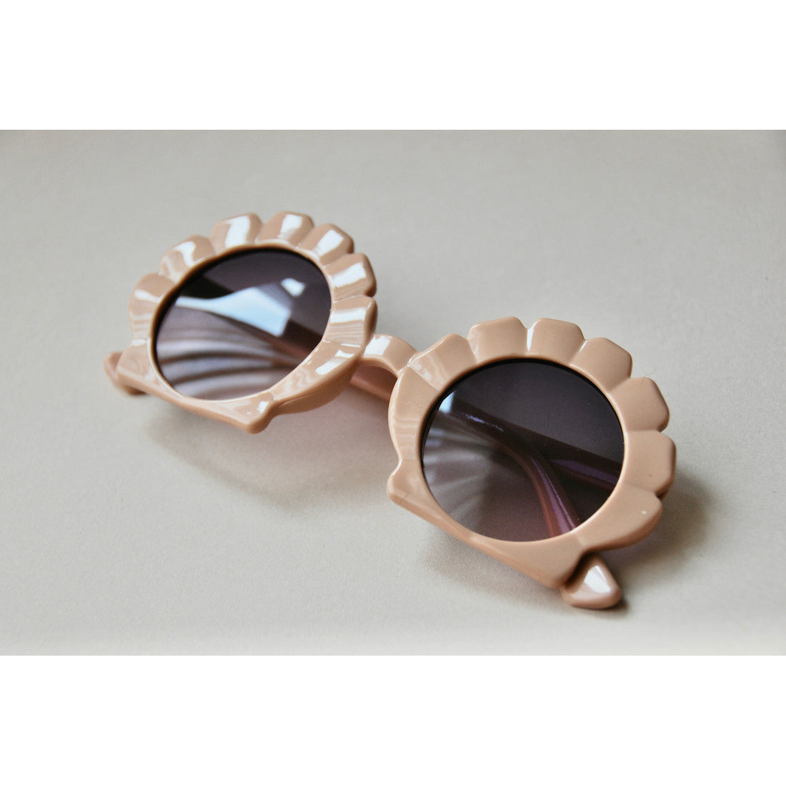 oh-little-deer-sunglasses-shell-salmon-ohld-sunglassm-qre-qrc-lg- (2)